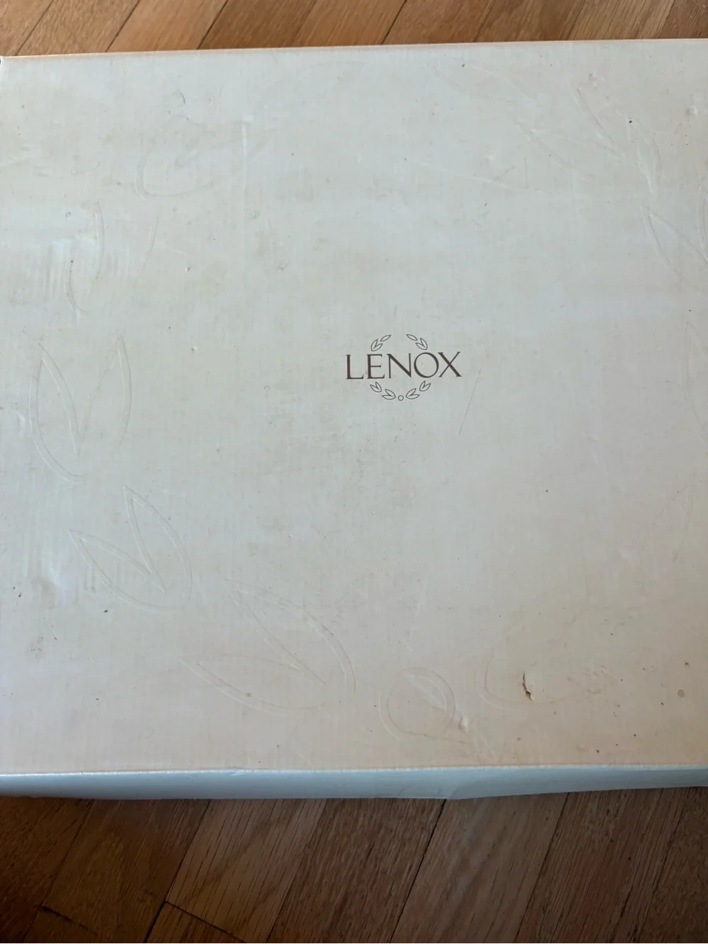 Lenox elegant frame